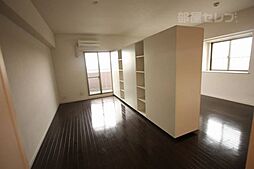 ラドーニ清水 8階ワンルームのリビング/ダイニング