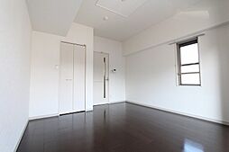 プリムヴェール 4階1Kのリビング/ダイニング