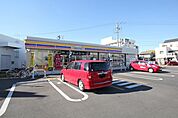 ミニストップ名古屋小塚店 141m
