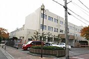 名古屋市立野立小学校 269m