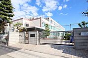名古屋市立日比津小学校 525m