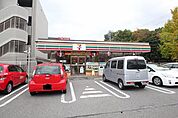 セブンイレブン名古屋権現通店 356m