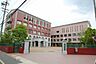 周辺：私立愛美学園啓明学館高校 876m