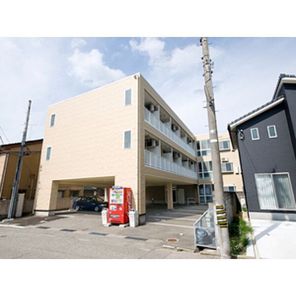 グランハイツ泉町 0310｜富山県高岡市泉町(賃貸アパート1R・3階・16.42㎡)の写真 その1