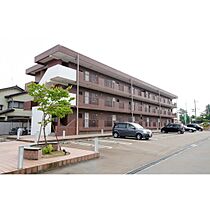 リヴゴージュミナミ 101 ｜ 富山県高岡市出来田（賃貸マンション1LDK・1階・48.00㎡） その1