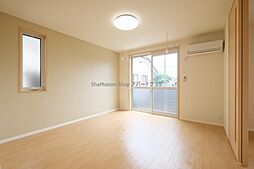 レフィアント 2階2LDKのリビング/ダイニング