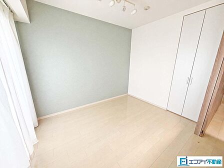 現地(2026年8月)撮影バーチャルステージング済み(家具除去等)