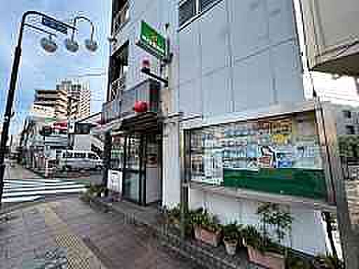 画像25:竹の塚警察署 伊興町交番（690m）