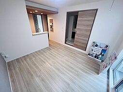 セレスティア加賀 205