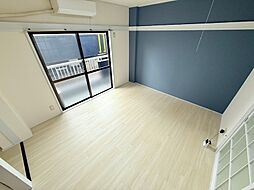 第一ジュネス倉田 302 3階1Kのリビング/ダイニング