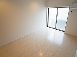 リブリ・yuuki 1階1Kのリビング/ダイニング