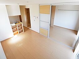 レイストリーフ 1階2LDKのリビング/ダイニング