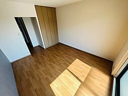 グランベルデ 2階1Kのリビング/ダイニング