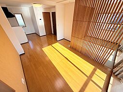 エクセレント　フォワイエ 3階1LDKのリビング/ダイニング