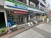 ファミリーマート 谷塚駅東口店（400m）