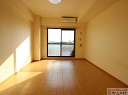 プラウドコート 5階1Kのリビング/ダイニング