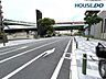 その他：前面道路。神戸阪急・ミント神戸・劇場型アクアリウム「アトア」まで徒歩圏内など商業施設充実。ショッピングや外食・レジャーに便利。