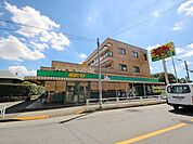 スーパーあまいけ青葉町店 徒歩13分。スーパー 1030m