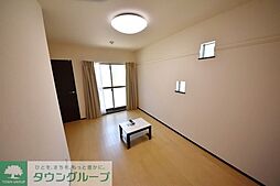 クレイノオリーブハウスVIII 101 1階1Kのリビング/ダイニング