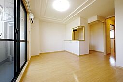 プラウディア天神 401 4階1LDKのリビング/ダイニング