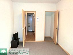 レオパレスエントピア 303 3階1Kのリビング/ダイニング