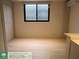 プレゾン江古田 202 2階ワンルームのリビング/ダイニング