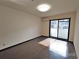 京阪本線 出町柳駅 バス7分 銀閣寺道下車 徒歩3分の賃貸マンション 2階1Kのリビング/ダイニング