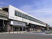 市営地下鉄ブルーライン「新羽」駅　徒歩15分（1100ｍ）