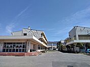 塩尻市立吉田小学校吉田小学校 1110m