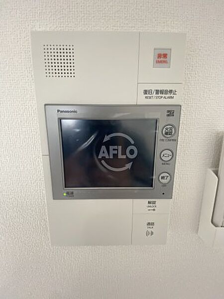 画像18:ファーストフィオーレ大阪城イースト　TVモニター付きインターホン