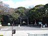 周辺：熱田神宮【熱田神宮】有名観光地の「熱田神宮」伊勢神宮に次いで格式の高い神社です。パワースポットでも有名。境内では名古屋名物の宮きしめんをいただけるお店もあります。駐車場は3ヶ所あわせて約400台も…