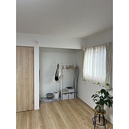 富山地方鉄道上滝線 大泉駅 徒歩9分の賃貸一戸建て 2LDKのリビング/ダイニング