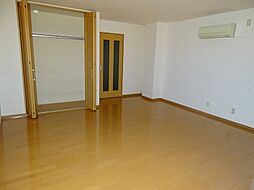 富山地方鉄道2系統 広貫堂前駅 徒歩16分の賃貸マンション 3階1DKのリビング/ダイニング