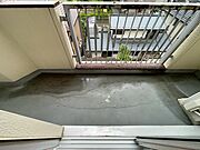 南側ベランダで日当たりも良好です。