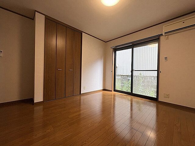 寝室