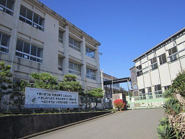 周辺：板城小学校