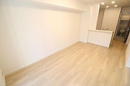 ファミリアメゾン　II 104 1階1LDKのリビング/ダイニング