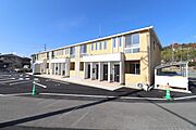 ラルーチェ米満　建物外観