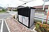 エントランス：敷地内ごみボックス