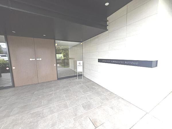 エントランスを拡大表示