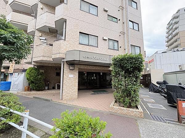 エントランスを拡大表示