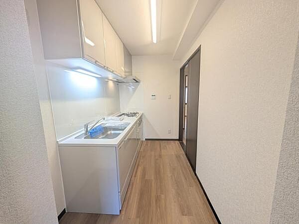 キッチンを拡大表示