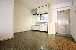 広島電鉄5系統 比治山下駅 徒歩20分の賃貸マンション 4階2DKのリビング/ダイニング