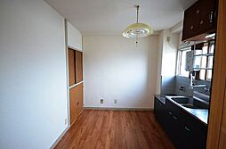 広島電鉄宮島線 古江駅 徒歩10分の賃貸マンション 5階2DKのリビング/ダイニング