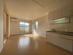 JR芸備線 上深川駅 徒歩38分の賃貸アパート 2階2LDKのリビング/ダイニング