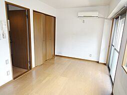 JR可部線 古市橋駅 徒歩5分の賃貸アパート 1階1Kのリビング/ダイニング