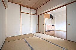 広島電鉄1系統 中電前駅 徒歩7分の賃貸マンション 3階2LDKのリビング/ダイニング