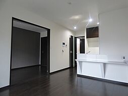 広島電鉄8系統 寺町駅 徒歩4分の賃貸マンション 4階1LDKのリビング/ダイニング