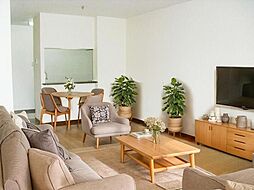 JR可部線 梅林駅 徒歩6分の賃貸アパート 1階1LDKのリビング/ダイニング