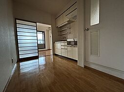 広島電鉄5系統 比治山橋駅 徒歩14分の賃貸マンション 4階1DKのリビング/ダイニング